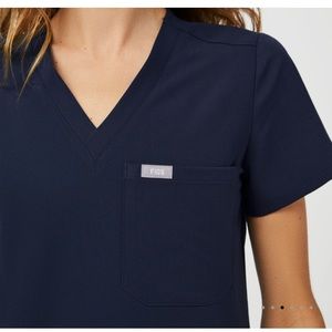 FIGS Catarina scrub top